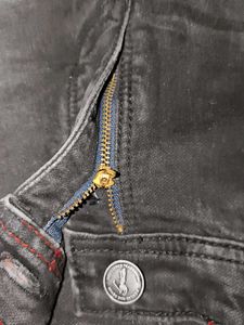 Black Jeans - Stylish Denim