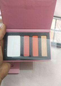 🆕Branded Makeup Kit