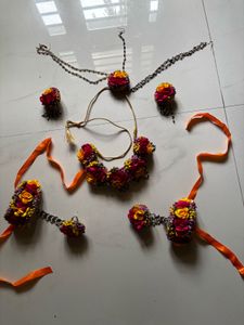 Floral Jewellery Set for Special Occasions