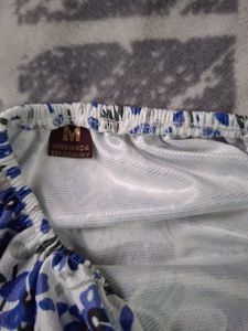Blue Floral Print Cropped Top