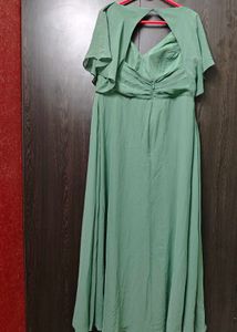 Elegant Green Maxi Dress with Slit