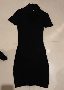 H&M Chic Black V-Neck Knit Dress
