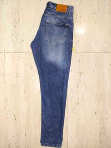 👖✨ Trendy Blue Denim Jeans for Girls 💙