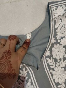 chikankari Elegant Embroidered Grey Kurta