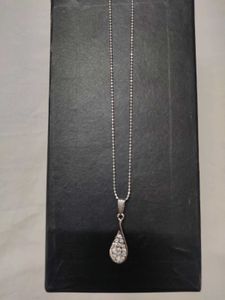 Sparkling Teardrop Pendant Necklace