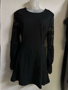 Elegant Black Lace Sleeve Dress