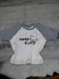 Hello Kitty Raglan T-Shirt 🩶