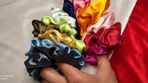 Beautiful Shinning Scrunchies Pack Of 20 Pieces ❤