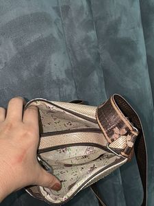 Chic Bow Detail Crossbody Bag