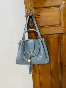 Classy Shoulder Bag
