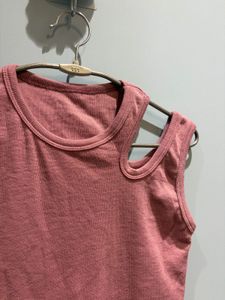 Cute Dusty Rose Cut-Out Tank Top