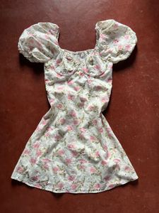 Chic Floral Puff Sleeve Mini Dress