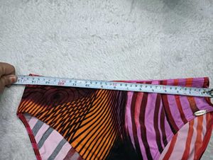 Vibrant Abstract Print Bikini Bottoms ♥️
