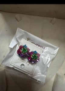 Exquisite Stud Earrings - Sparkle &amp; Shine
