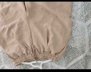 beige pant