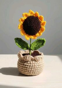 Crocheted Sunflower Pot