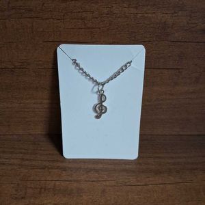 🎶 | Treble Clef Necklace