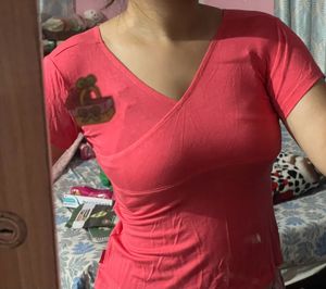 cute tops in pink shade