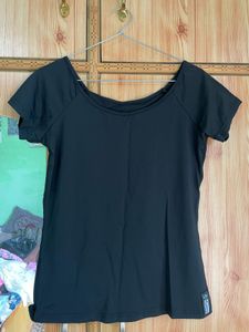 Black Short Sleeve Top for gym