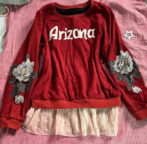 Chic "Arizona" Top with Floral Accents