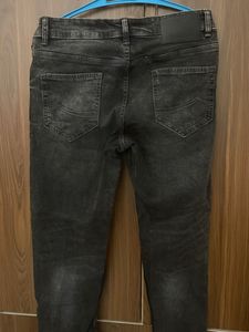 Black Skinny Jeans