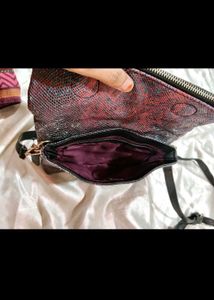 Chic Textured Crossbody Bag