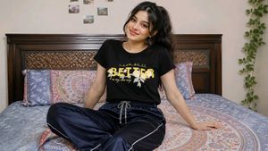 Graphic Print T-Shirt