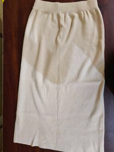 💥New💥 Elegant Beige Knit Midi Skirt