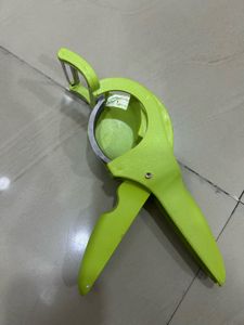 Multi-Functional Peeler & Slicer