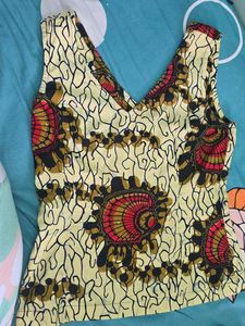 V-Neck Sleeveless Printed Top