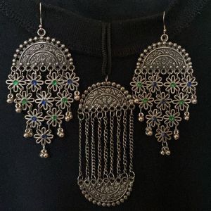 Earrings&Long chain COMBO
