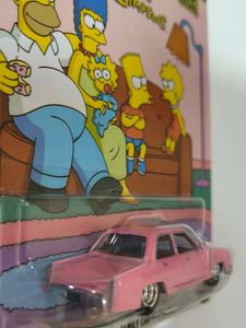 HOTWHEELS THE SIMPSONS FAMILY CAR