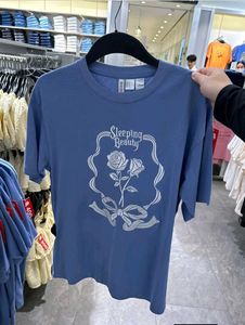 H&M + disney tshirt 💙