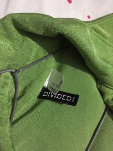 H&amp;M Vibrant Green Button-Up Top