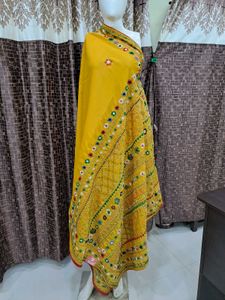 BRAND NEW HAND LAMBANI Embroidered Saree