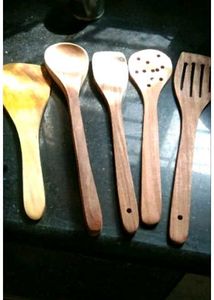 SET OF 5 WITH 1 MINI SPOON FREE .....