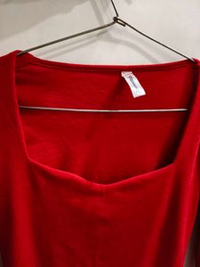 Chic Red Long Sleeve Top