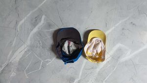 Cap