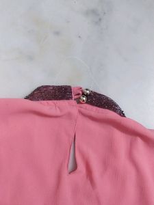 EMBELLISHED PEACH TOP