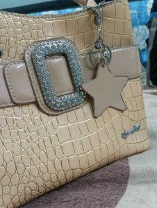 Chic Beige Croc-Embossed Handbag