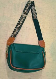Stylish &amp; Functional Shoulder Bag