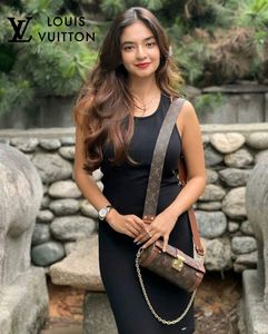 Louis VUITTON Slingbags