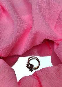 Elegant Ring with Unique Design