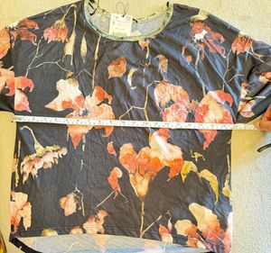 Velvet neck &amp;sleeve patti -  Floral