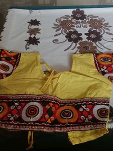 Navratri Chaniya Choli With Dupatta..