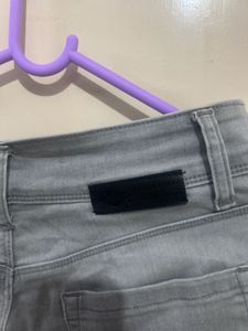 Gray High-Waisted Women Jeans Size 30