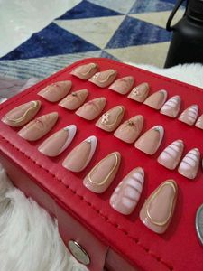 💅Elegant Press-On Nails💅
