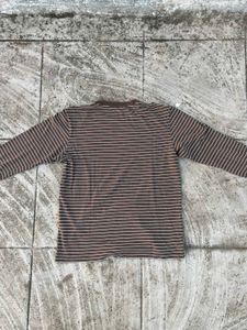 FREE DELIVERY!!! The North Face Striped tshirt
