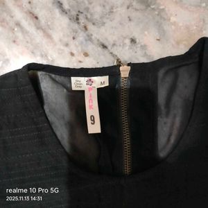 Chic Black Tunic Top