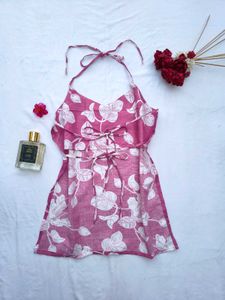 Y2k Chic halter backless top 🫶🏻